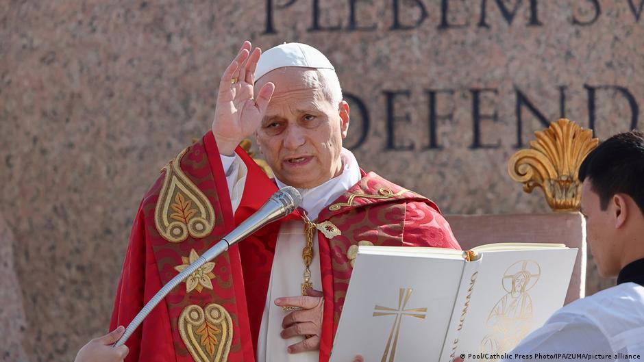 Pope Leo condemns using God to justify war in Palm Sunday mass