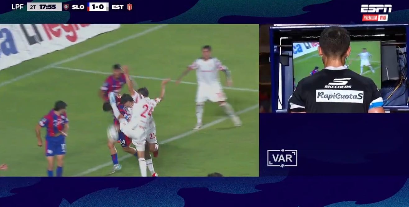 La brutal patada de una de las sorpresas de Lionel Scaloni en la Selección que le costó la expulsión en San Lorenzo-Estudiantes