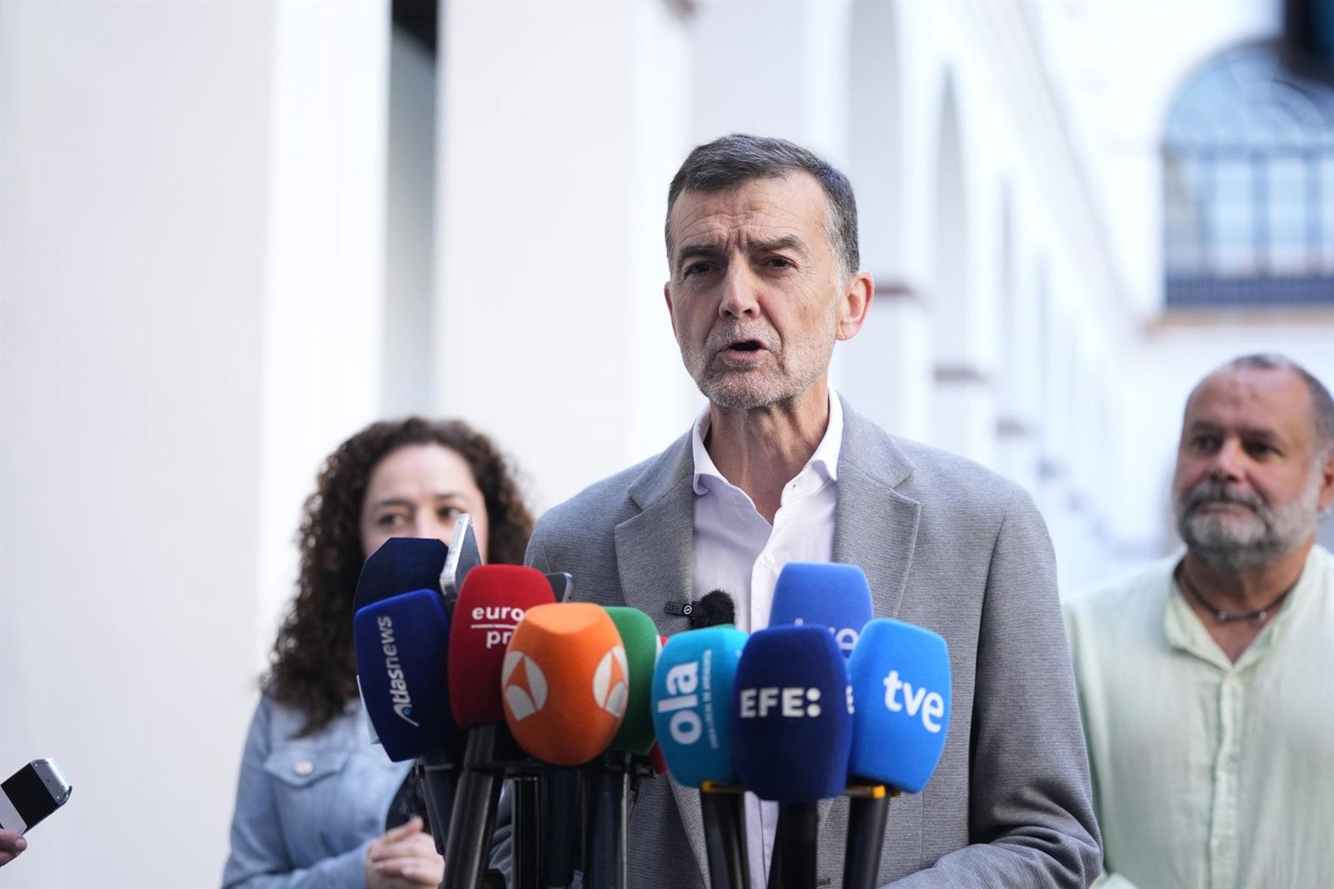 Maíllo ensalza el acuerdo entre IU y Podemos para las elecciones del 17M: “Consolida la única alternativa a Moreno”