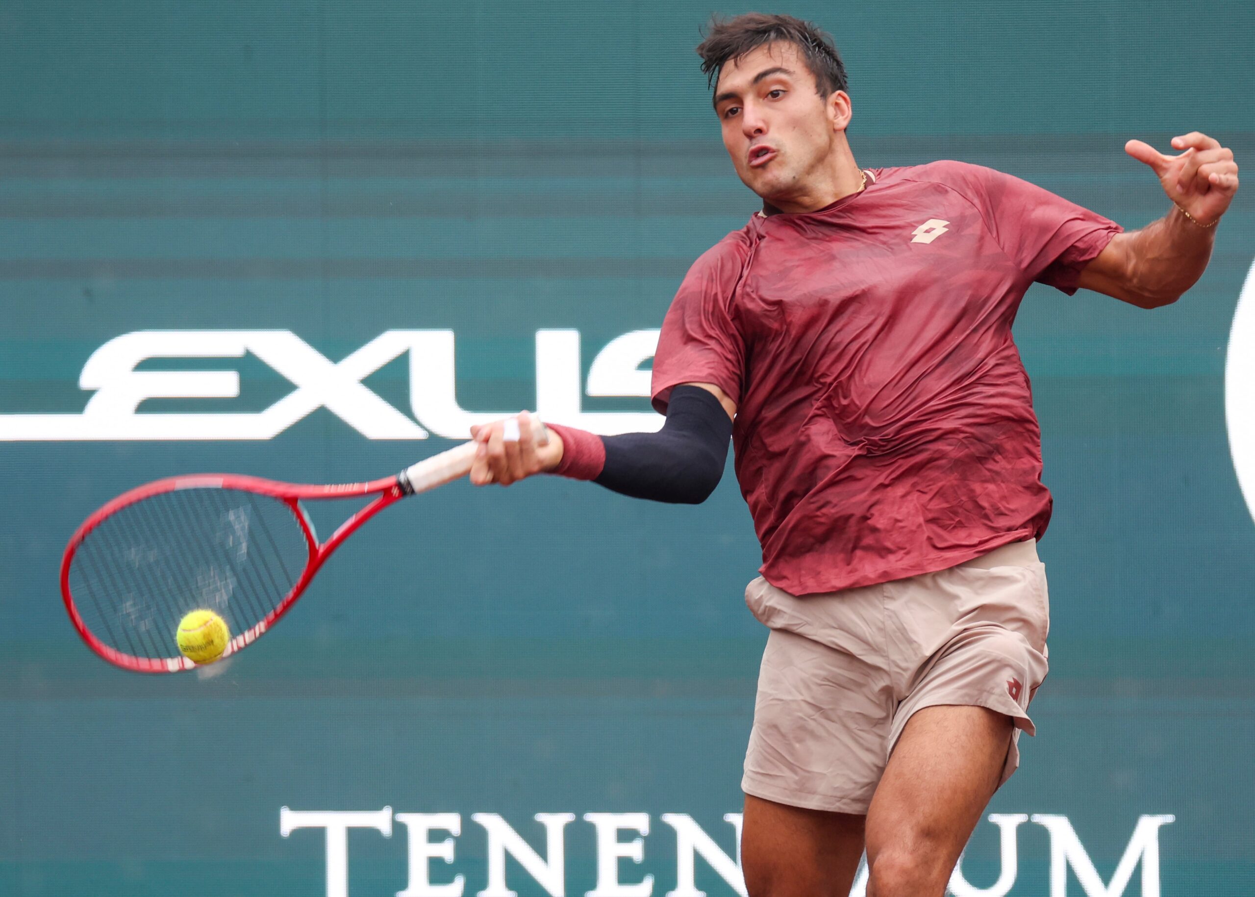 Román Burruchaga consiguió uno de los mejores triunfos de su carrera y dio otro paso en Houston