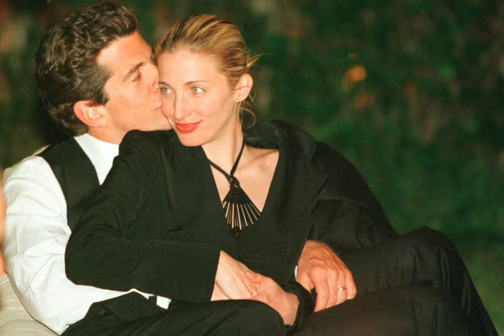 John Kennedy y Carolyn Bessette: la historia detrás del único departamento donde vivieron en Nueva York