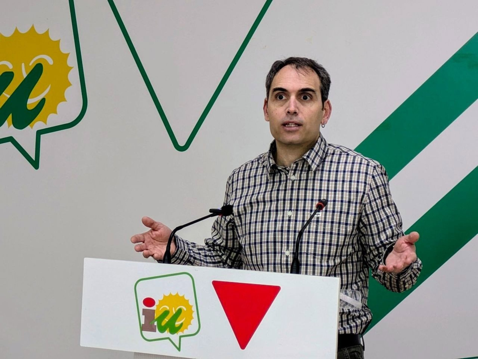 Valero (IU) asegura que la izquierda andaluza puede ser la “referencia” para “transformar el país”