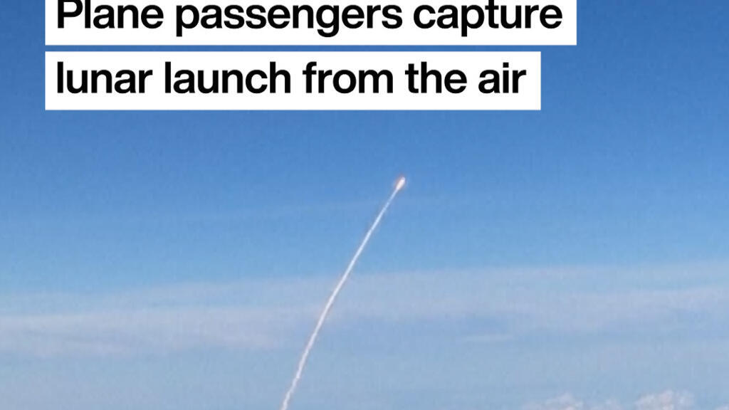 #Artemis II: Plane passengers capture lunar #launch from the air
