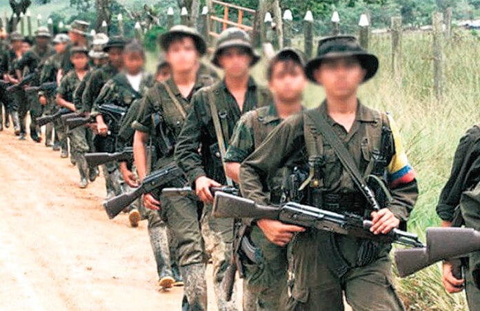 La Defensoría del Pueblo atribuyó a las disidencias de las Farc el mayor número de casos de reclutamiento infantil en 2025
