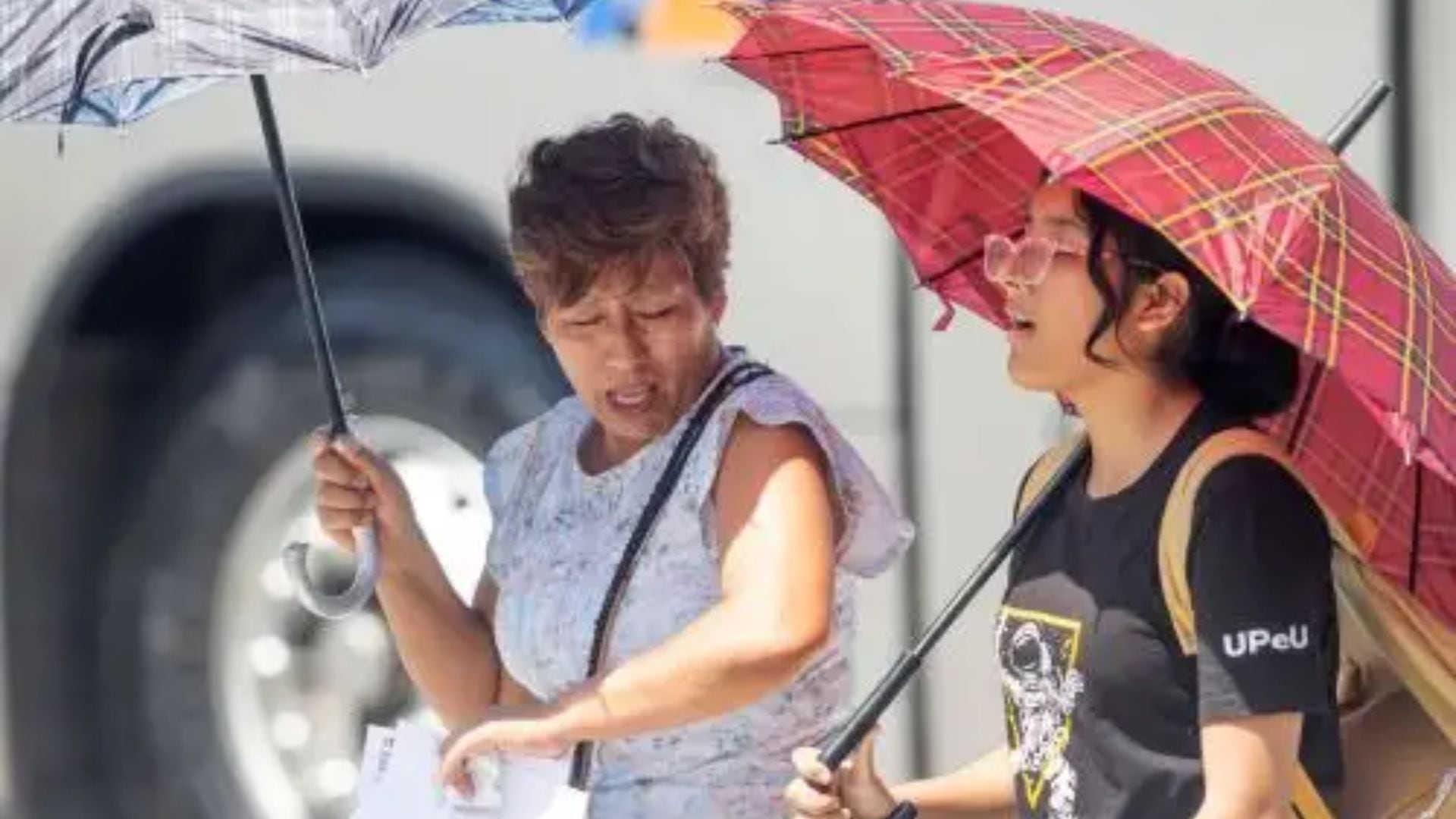 Otoño “no llega”: Lima y toda la costa peruana en alerta naranja por temperaturas inusuales
