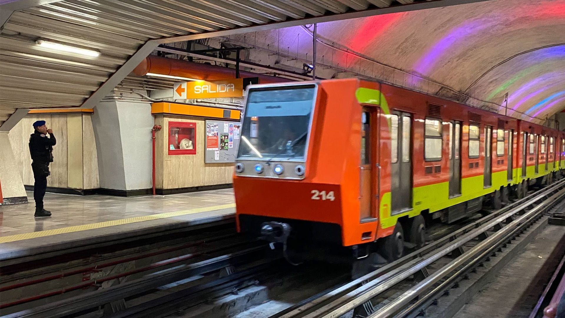 Metro CDMX y Metrobús hoy jueves 2 de abril de 2026: L2 del STC presenta retrasos