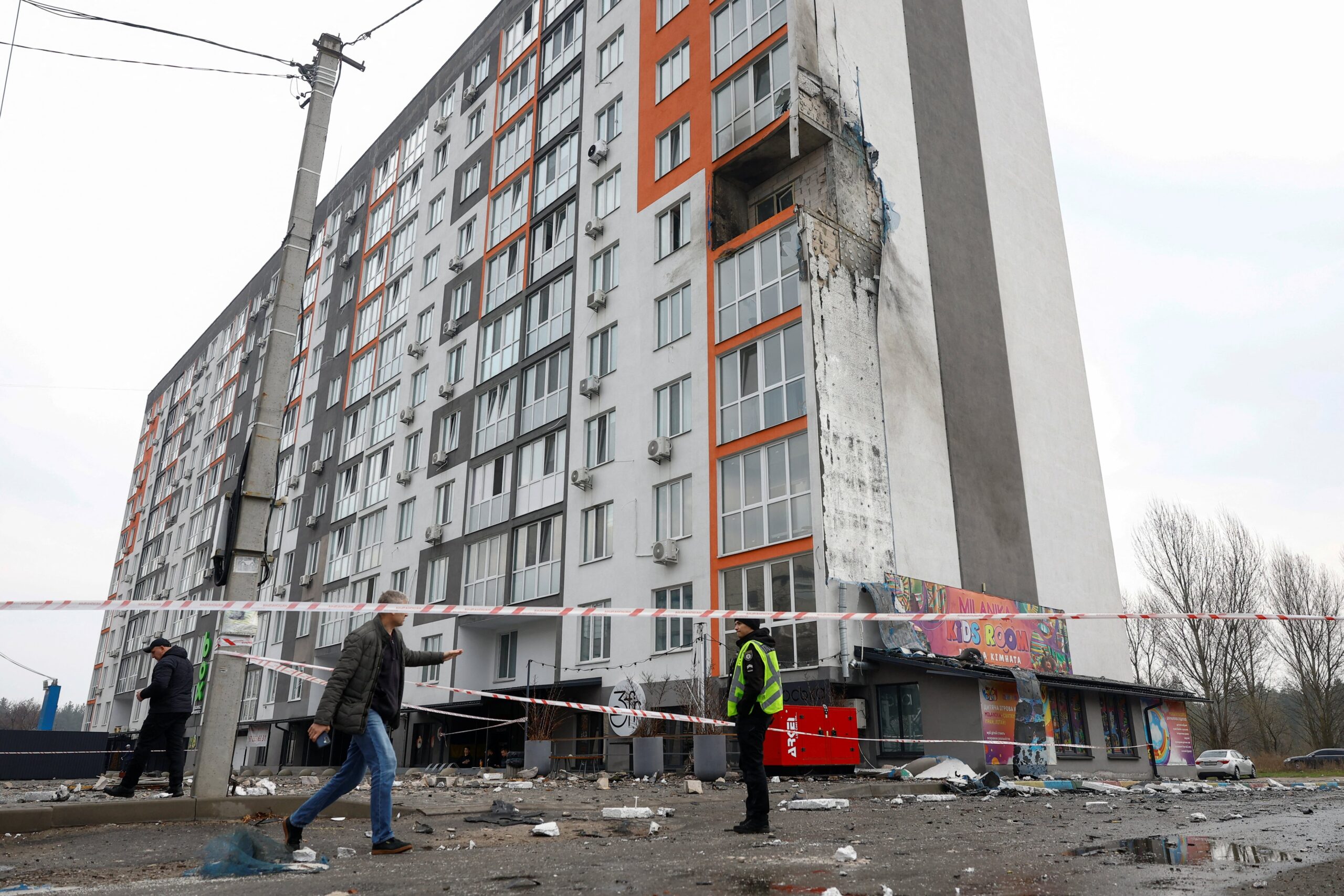 Putin lanzó una ofensiva de Viernes Santo: al menos seis muertos por un ataque a Ucrania con misiles y drones