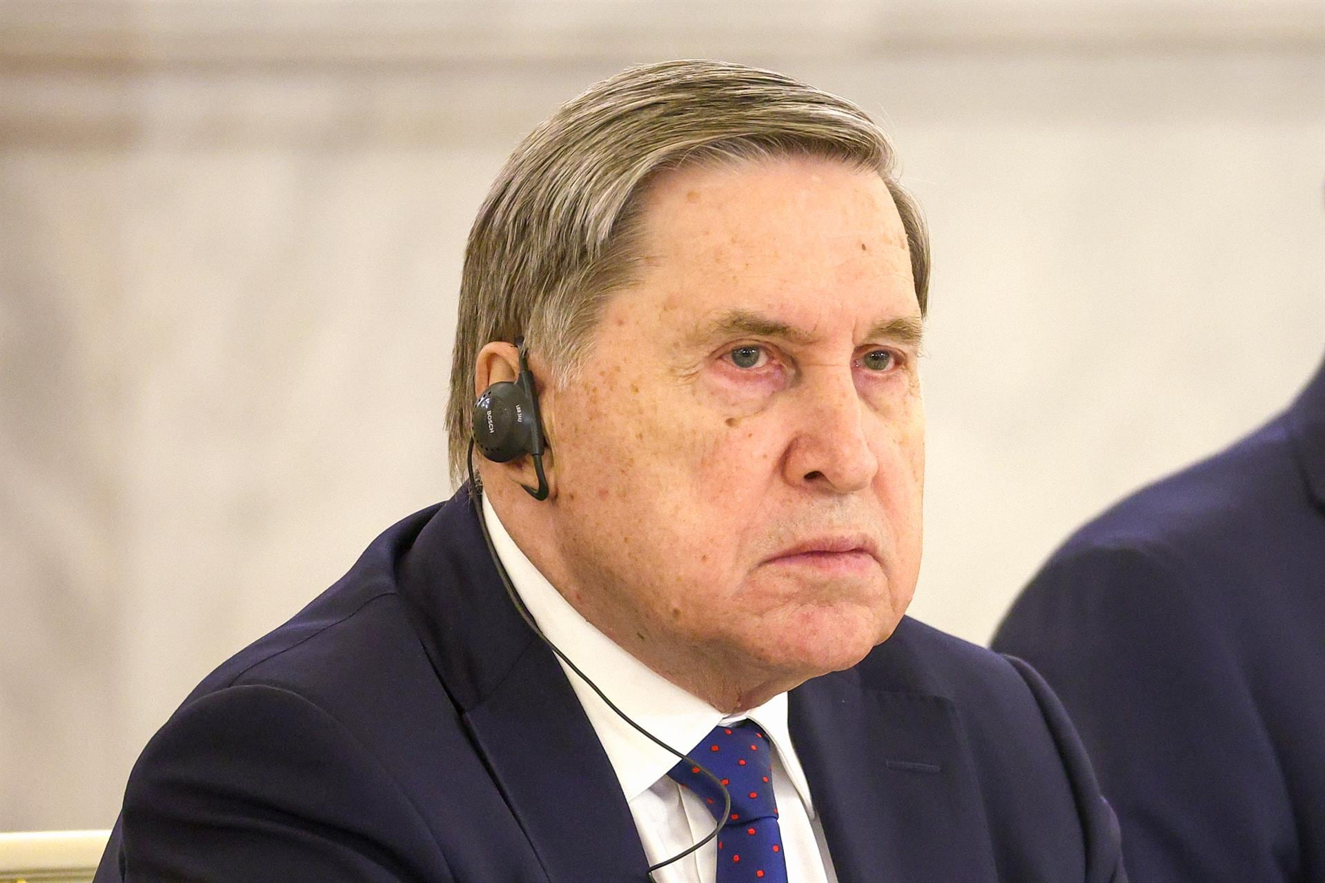 Rusia afirma que el estrecho de Ormuz está “abierto” para sus buques