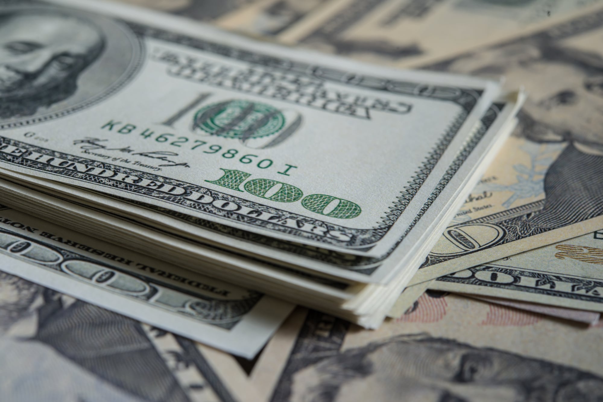 Dólar hoy y dólar blue hoy: a cuánto cotiza este viernes 3 de abril