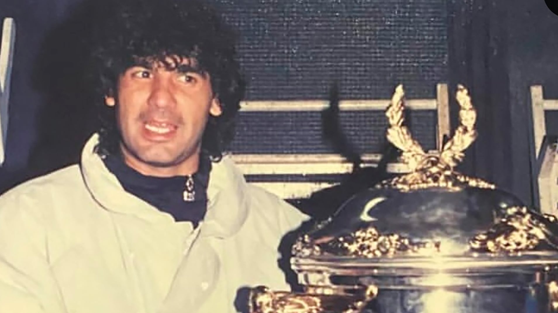Fue campeón con Racing, se viralizó que conducía un auto de aplicación y denuncia: “Alguien se hizo pasar por mí”