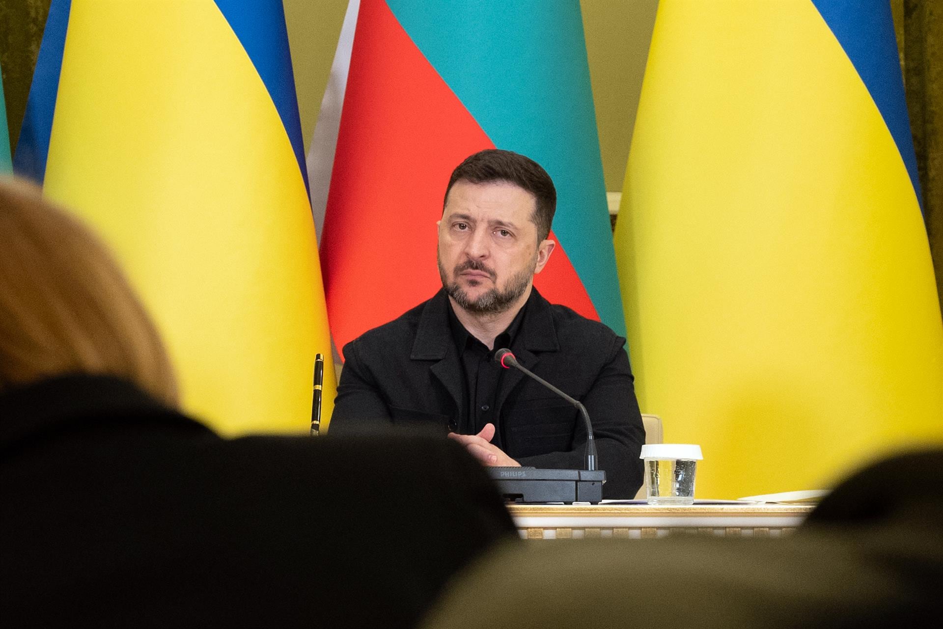 Zelenski ofrece apoyo a EEUU y países del Golfo para reabrir el paso de Ormuz